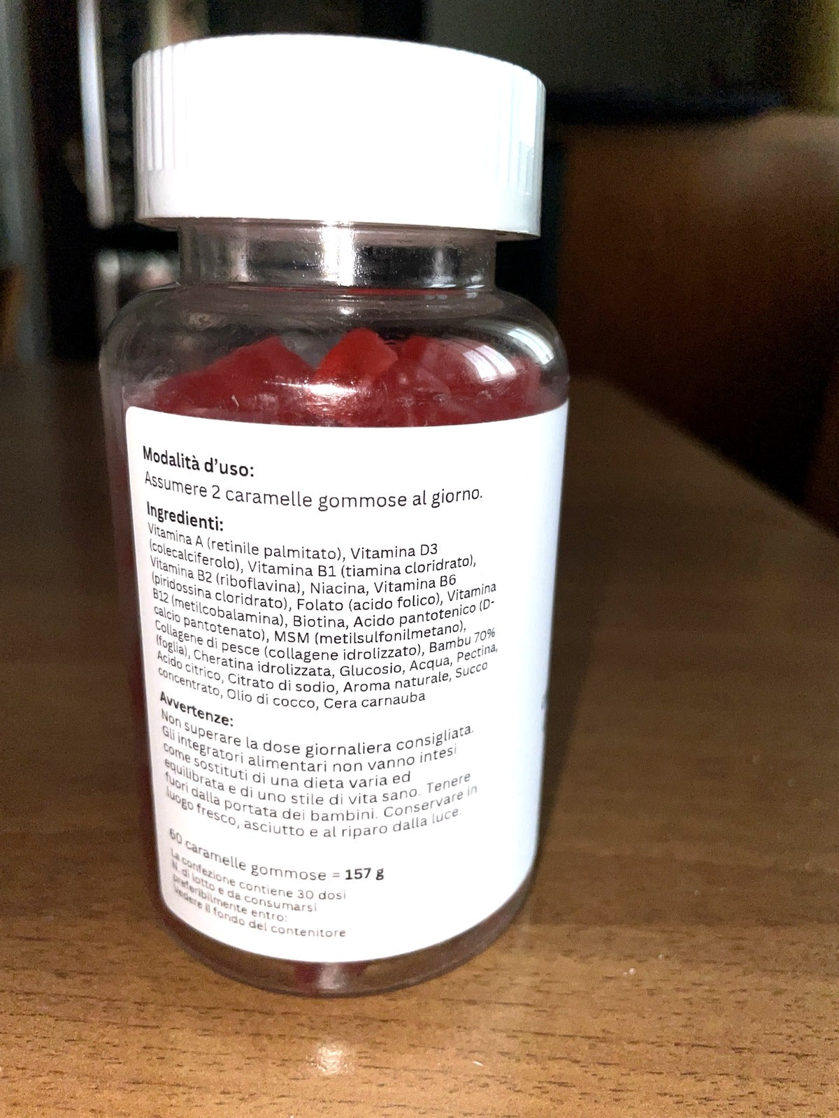 Etichetta reale con modo d uso, ingredienti e avvertenze in italiano